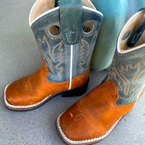 New Kids size 8 old west cowboy boots.